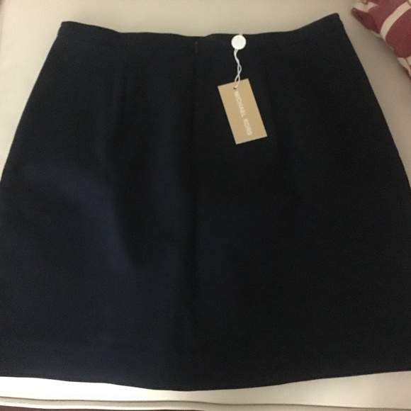 NWT Genuine Michael Kors Mini Skirt in Navy - Picture 1 of 2